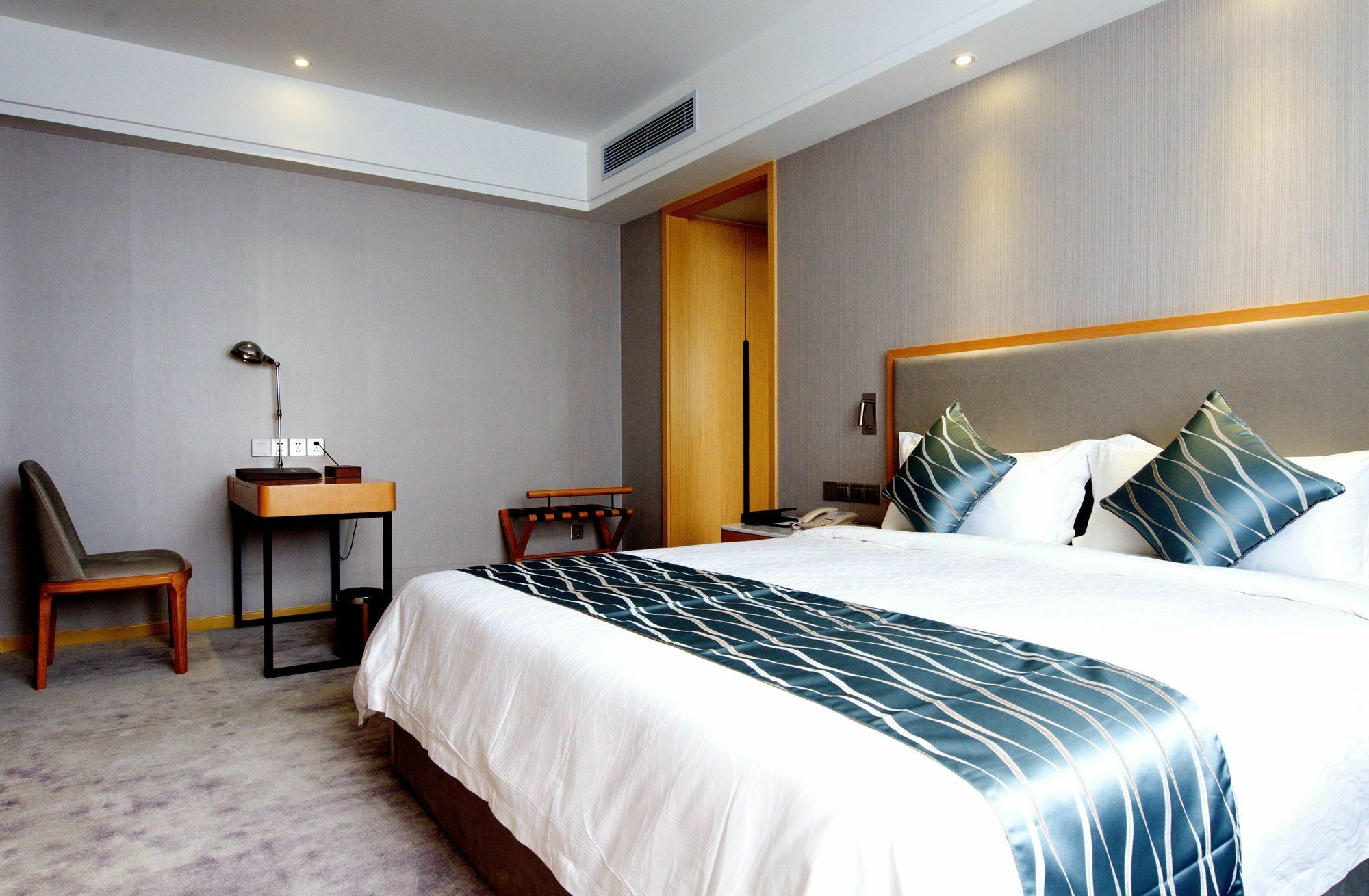 Guangzhou Seaman Hotel-Line 2 Jiangnanxi Station Екстериор снимка